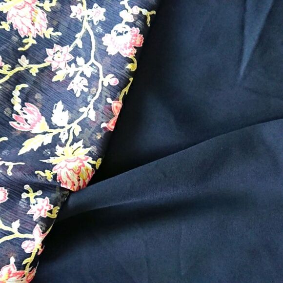 Loft navy flounce dress size M - Picture 5 of 12